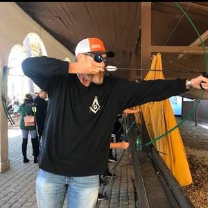 Meet your Posher, Travis